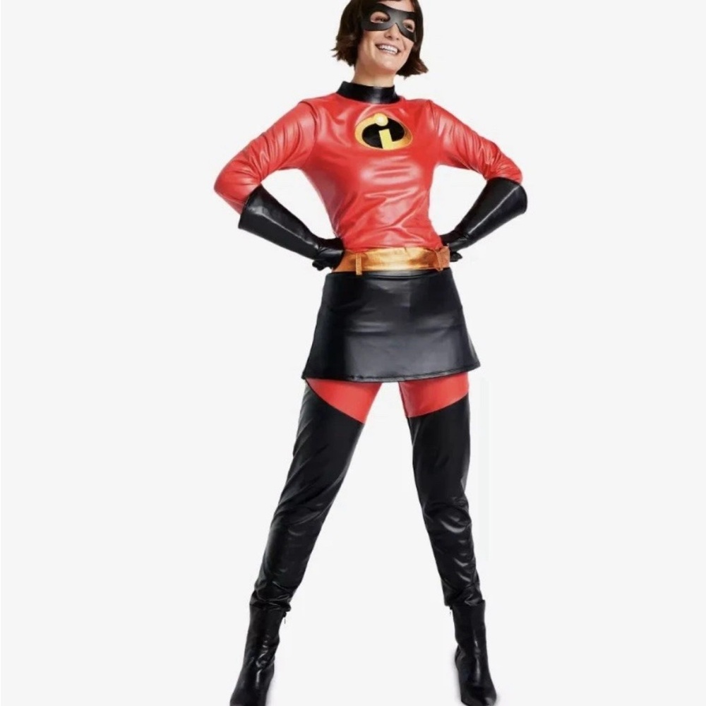 NEW Mrs Incredible Disney Store Costume